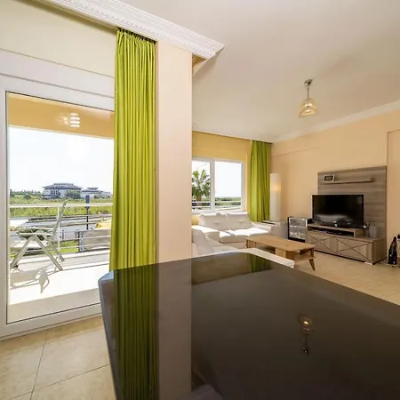 With Shared Pool In Appartement