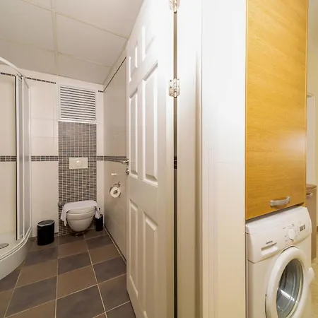 With Shared Pool In
